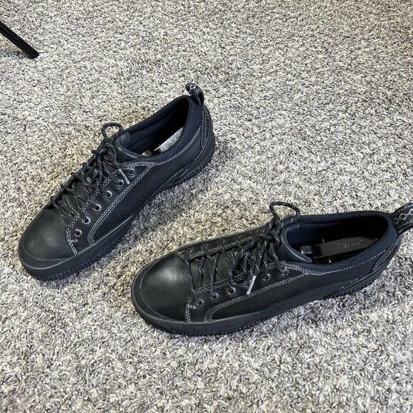 LL Bean Men's Black Leather Mountain Sneaker Shoes Size 10 Lace Up Hiking - Picture 2 of 11